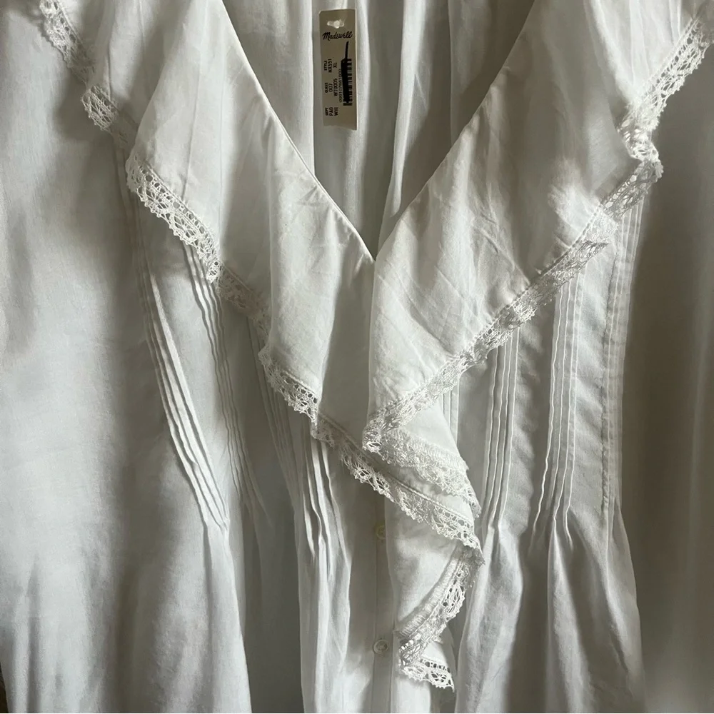 Madewell White Ruffle Front V-Neck Blouse
